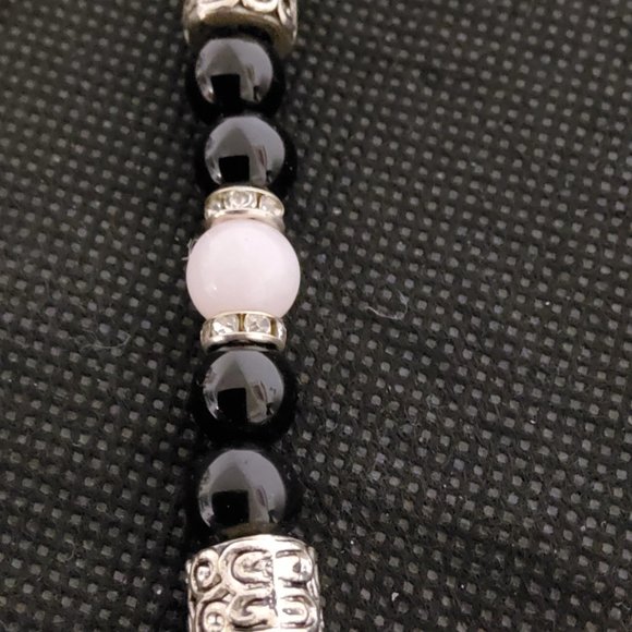 🇨🇦 2 For $25 Artisan Black &white gemstone bracelet - Picture 4 of 7